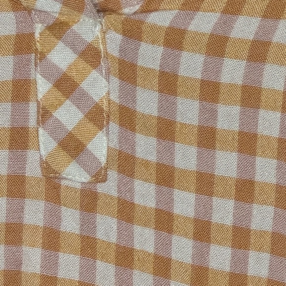 Jane and Delancey Plaid Top Large - Picture 3 of 4